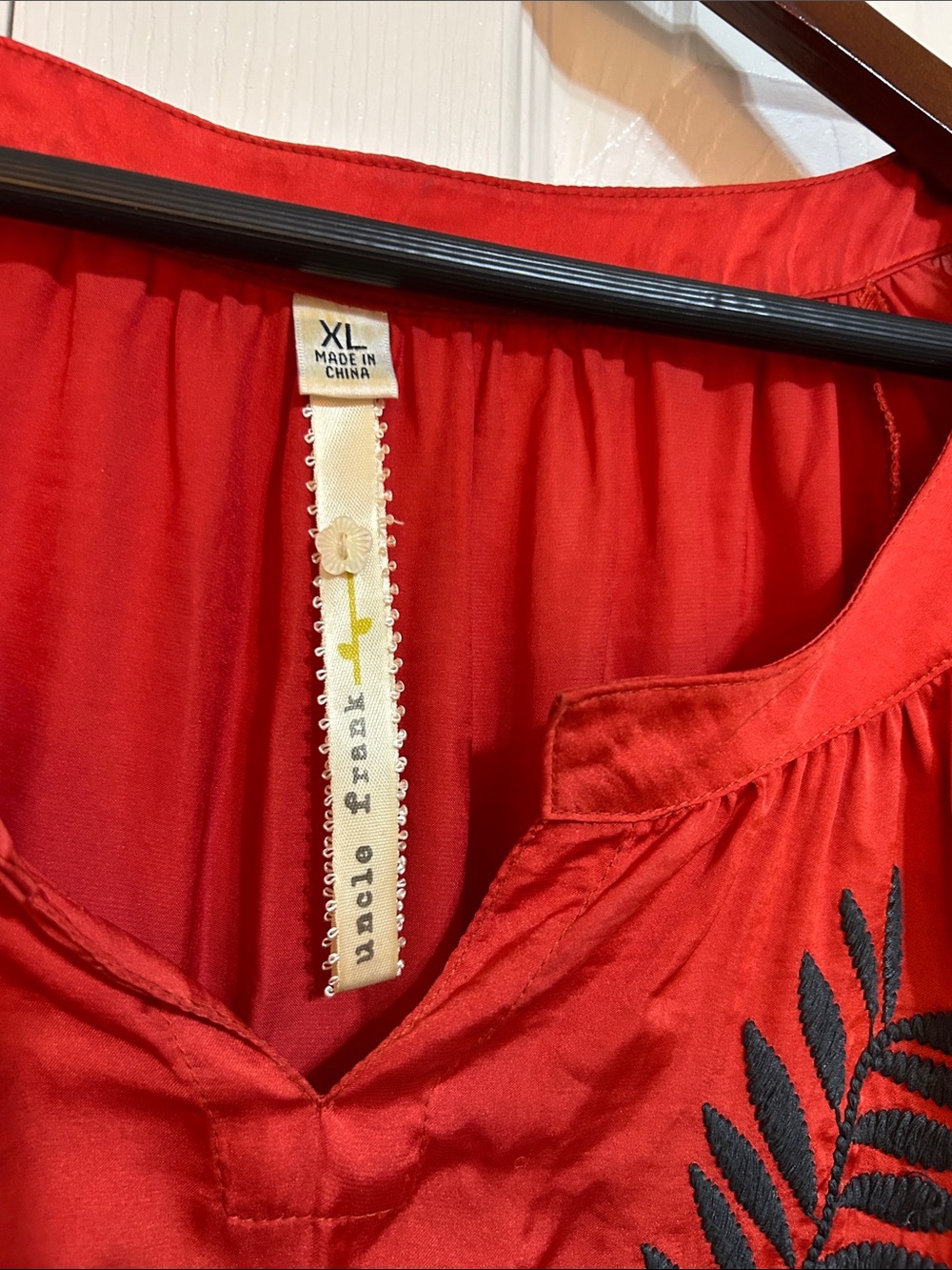 Uncle Frank Red dress with Black Leaf Embroidery - Picture 4 of 6